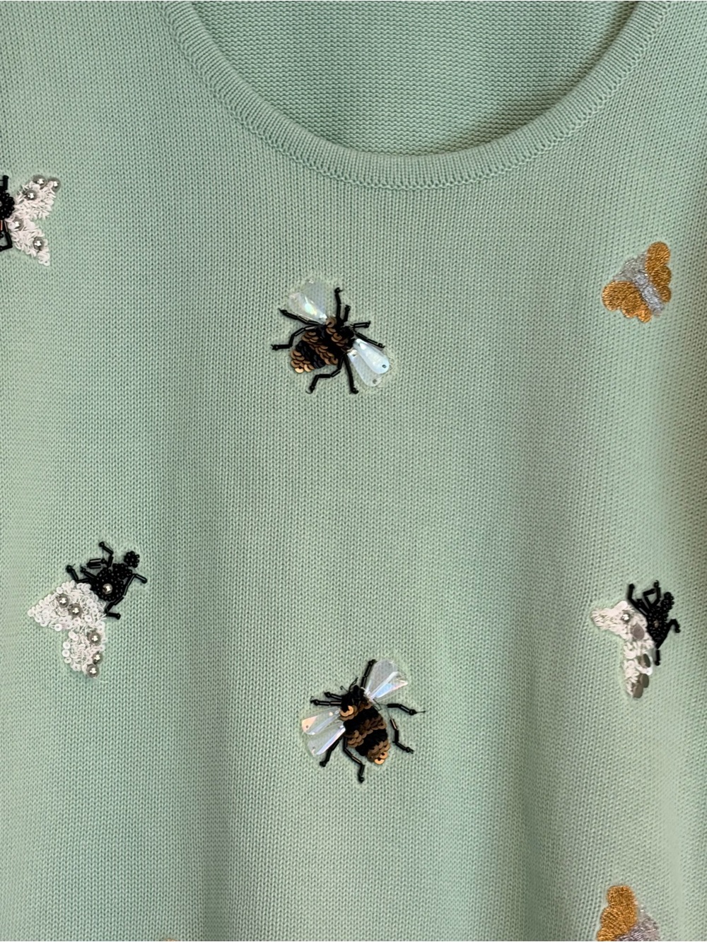 Anthropologie Mint Green Short Sleeve Embellished Bee Knit Tee Medium - Picture 2 of 8